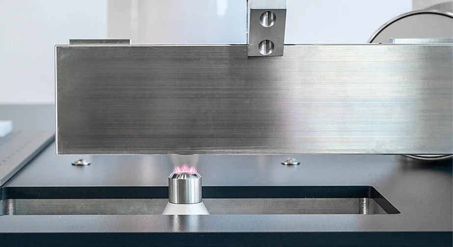 不同等離子體處理氣氛對鋼基體表面涂層結合強度的影響